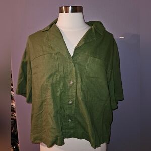 Friends inspired green cropped shirt. Never worn with tags